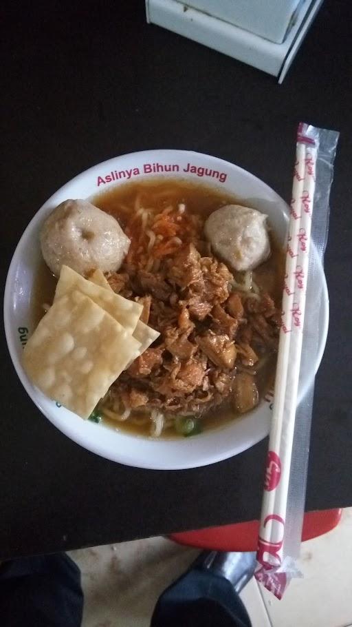 BAKSO POJOK , TAMAN MINI PINTU 2