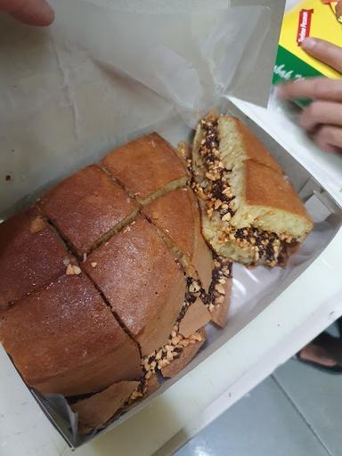 MARTABAK ALONG