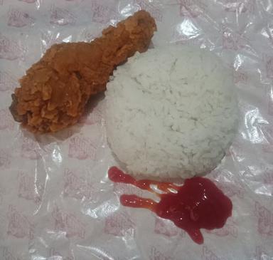 RANISA FRIED CHICKEN CIPINANG