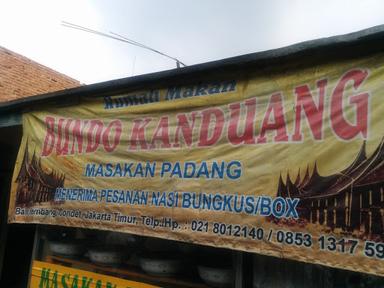 RUMAH MAKAN BUNDO KANDUANG