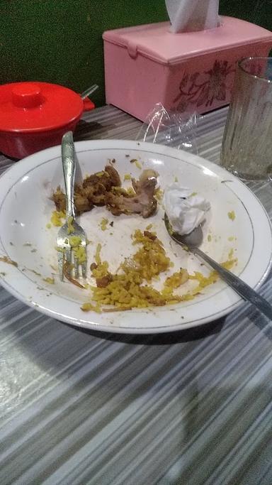 NASI KUNING IBU ATI