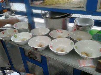 PANGSIT BAKSO MBAK SRI