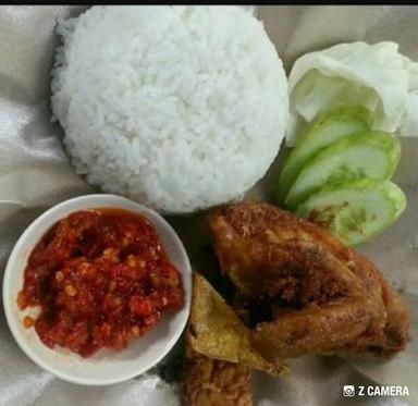 AYAM GORENG ANNISA