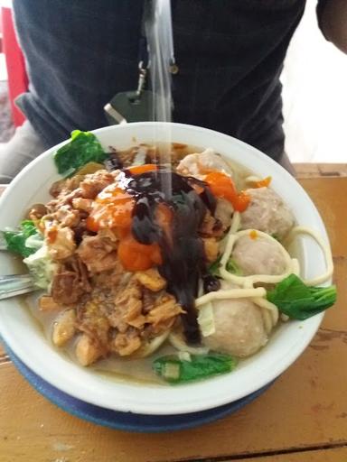 BAKSO GOYANG LIDAH SOLO