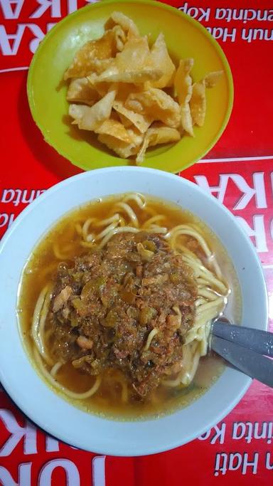 BAKSO SOLO SUMBER REJEKI