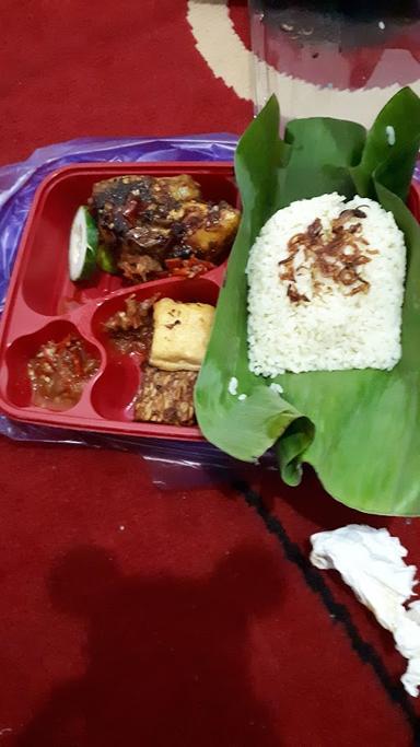 AYAM BAKAR GEMMES