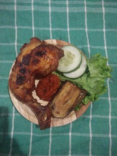 AYAM GORENG CENDRAWASIH 88