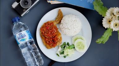 AYAM PENYET & NASI UDUK BAROKAH ASY SYIFA