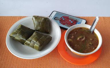 AYAM TETTU - NASI KUNING MACAN