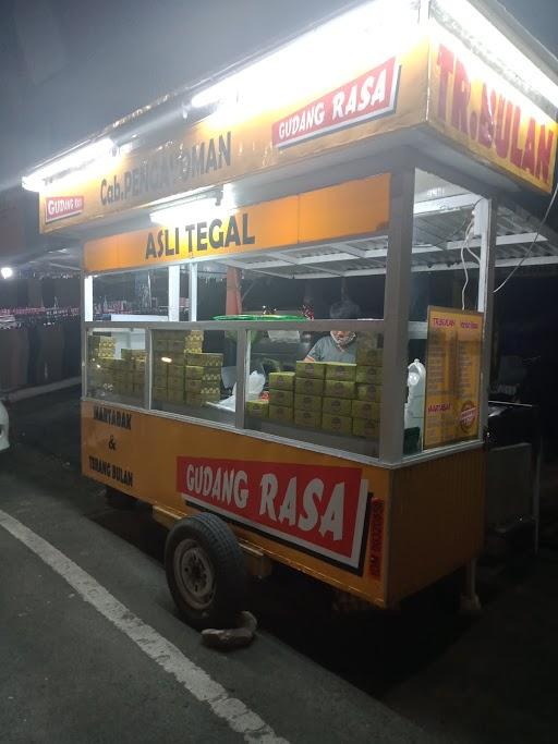 MARTABAK GUDANG RASA