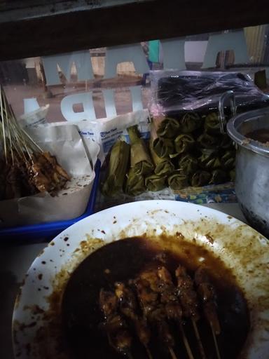 SATE AYAM MADURA