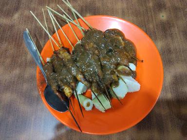 SATE LABUANG BAJI