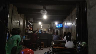 WARKOP YKS (RUNGPI - WARUNG KOPI)