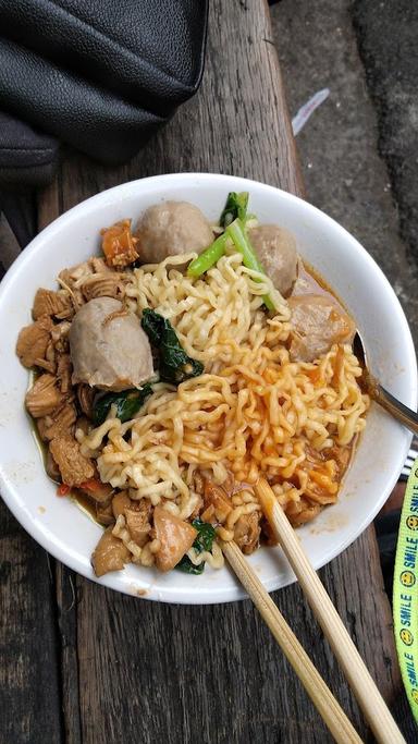 BAKSO GOMBLOH