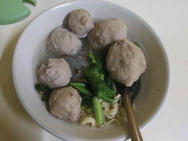 BAKSO MAS WIT