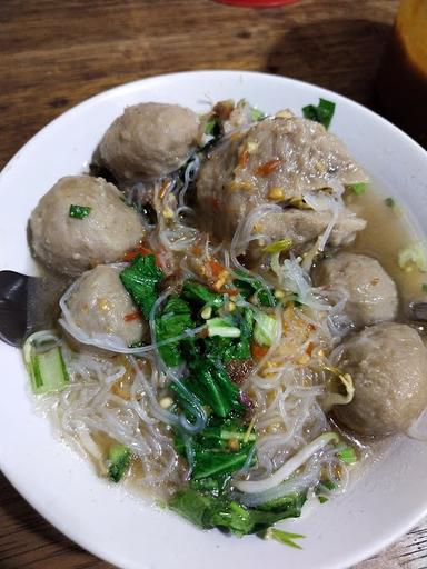 BAKSO & SIOMAY MBA A'AM