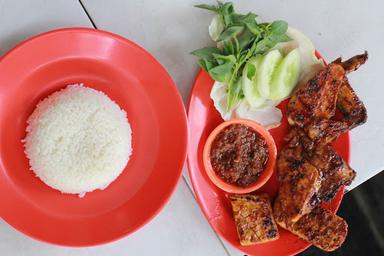 BALUNG KUTHUK CHICKEN GRILL