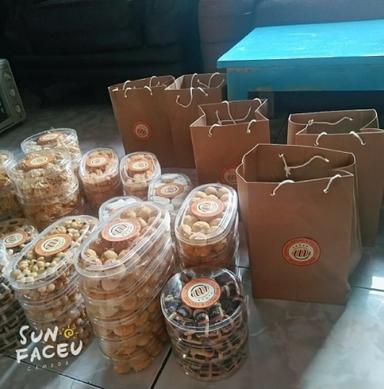 KEMANG BREAD & COOKIES