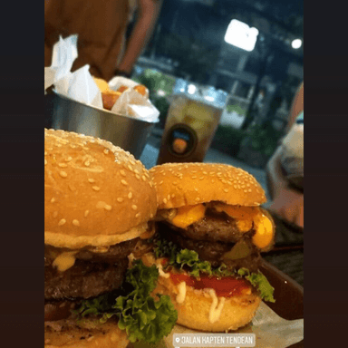 MAHELE BURGER