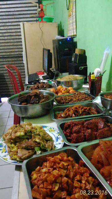 NASI UDUK BANG GONDRONG INU