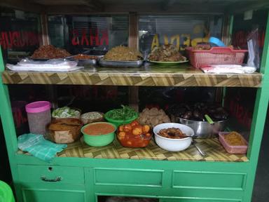 NASI UDUK & ULAM BETAWI 45 MPOK ANDAY