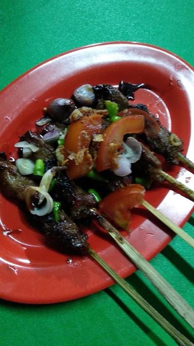 SOP DAN SATE KAMBING BETAWI