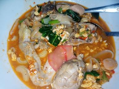 WARUNG JAJAN MAMA ACHA