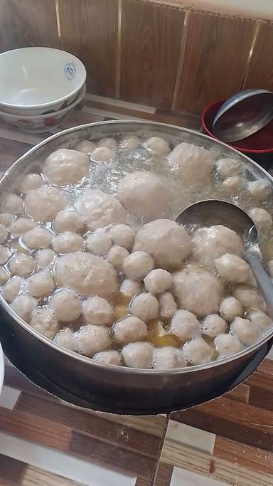 BAKSO KANG MULHAT (HALWA)