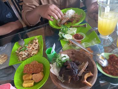 RUMAH MAKAN IBU HJ. EUIS