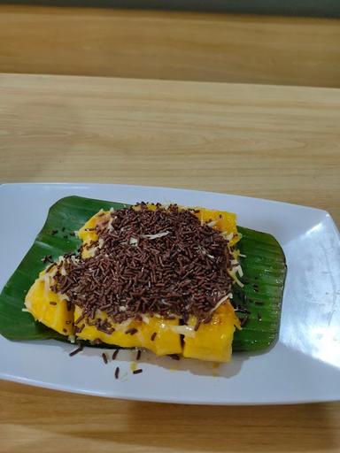 WARBI (WAROENK DAN KEDAI KOPI BIMA)