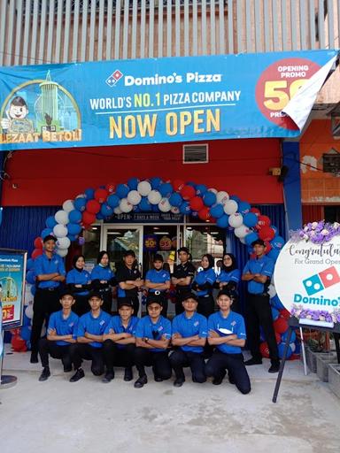 DOMINO'S PIZZA