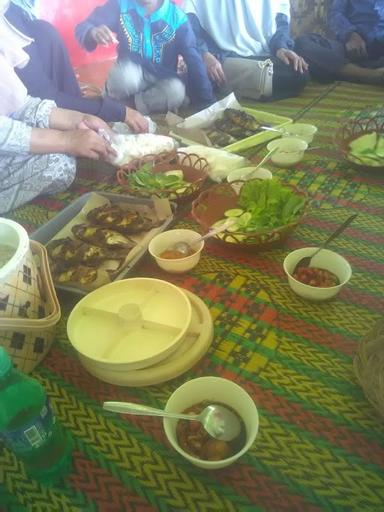 IKAN BAKAR DO'A IBU