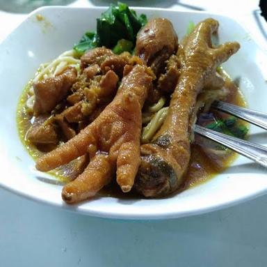 MIE AYAM NENGTYA