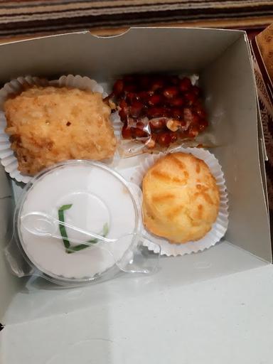 KUE AINI