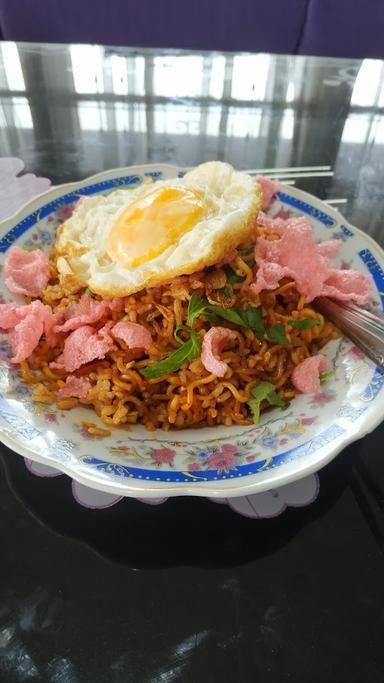 NASI SUP DAN SOTO NI JUS