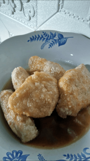 PEMPEK PALEMBANG NENEK PUPUT