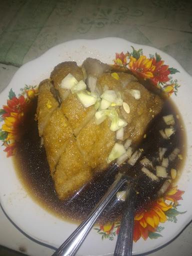 PEMPEK PALEMBANG NENEK PUPUT