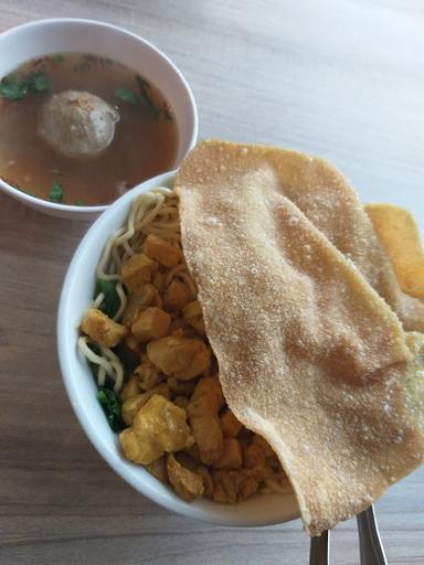 BAKSO LAPANGAN TEMBAK SPN BATUA