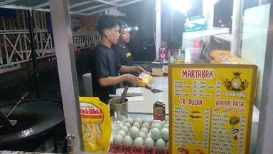 MARTABAK DAN TERANG BULAN DOA IBU