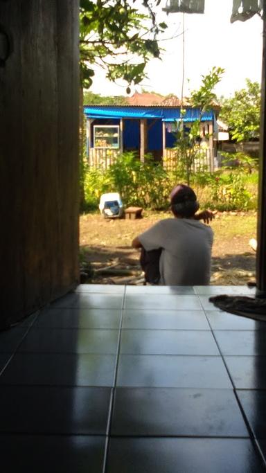 BAKSO DAN PECEL SAUNG BIRU