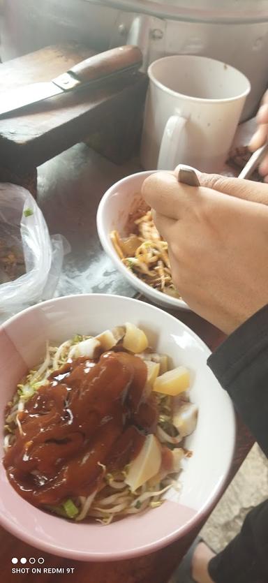 MIE BAKSO MASDAS