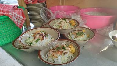 SOTO AYAM LENTHOK KANG PI