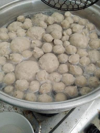 MIE BAKSO PAKDE SLAMET