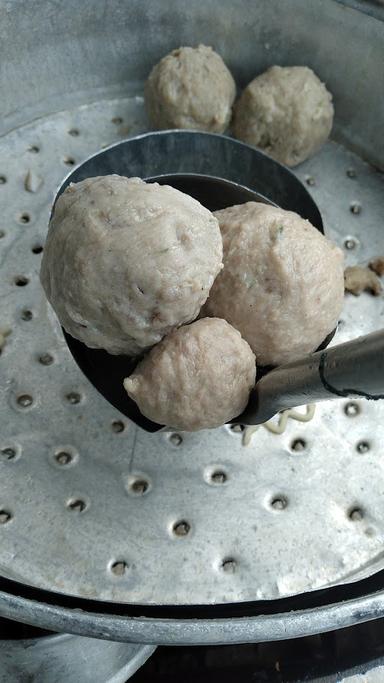 MIE BAKSO UTEP CILANGKAP