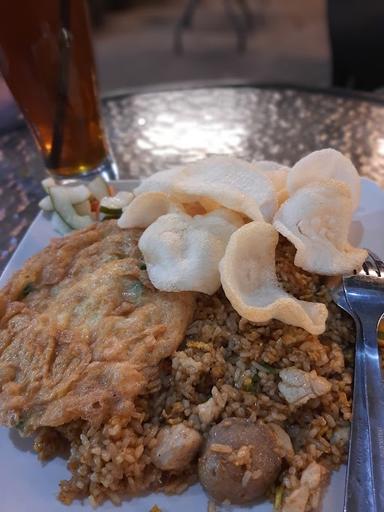 NASI GORENG CANDELA SURYODININGRATAN