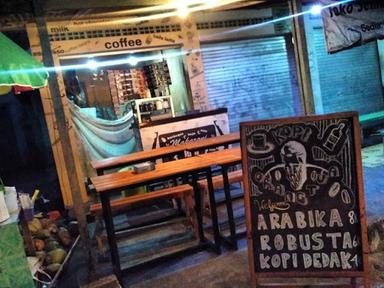 WARUNG KOPI RAKYAT