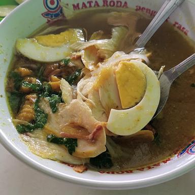 SOTO AYAM AMBENGAN CAK NDHUT