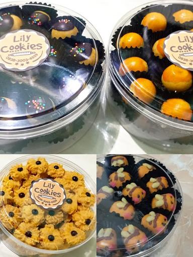 KUE KERING (LILY COOKIES) GRESIK