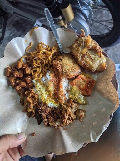 NASI CAMPUR MBAK NUR