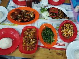 Photo's Seafood Pelangi